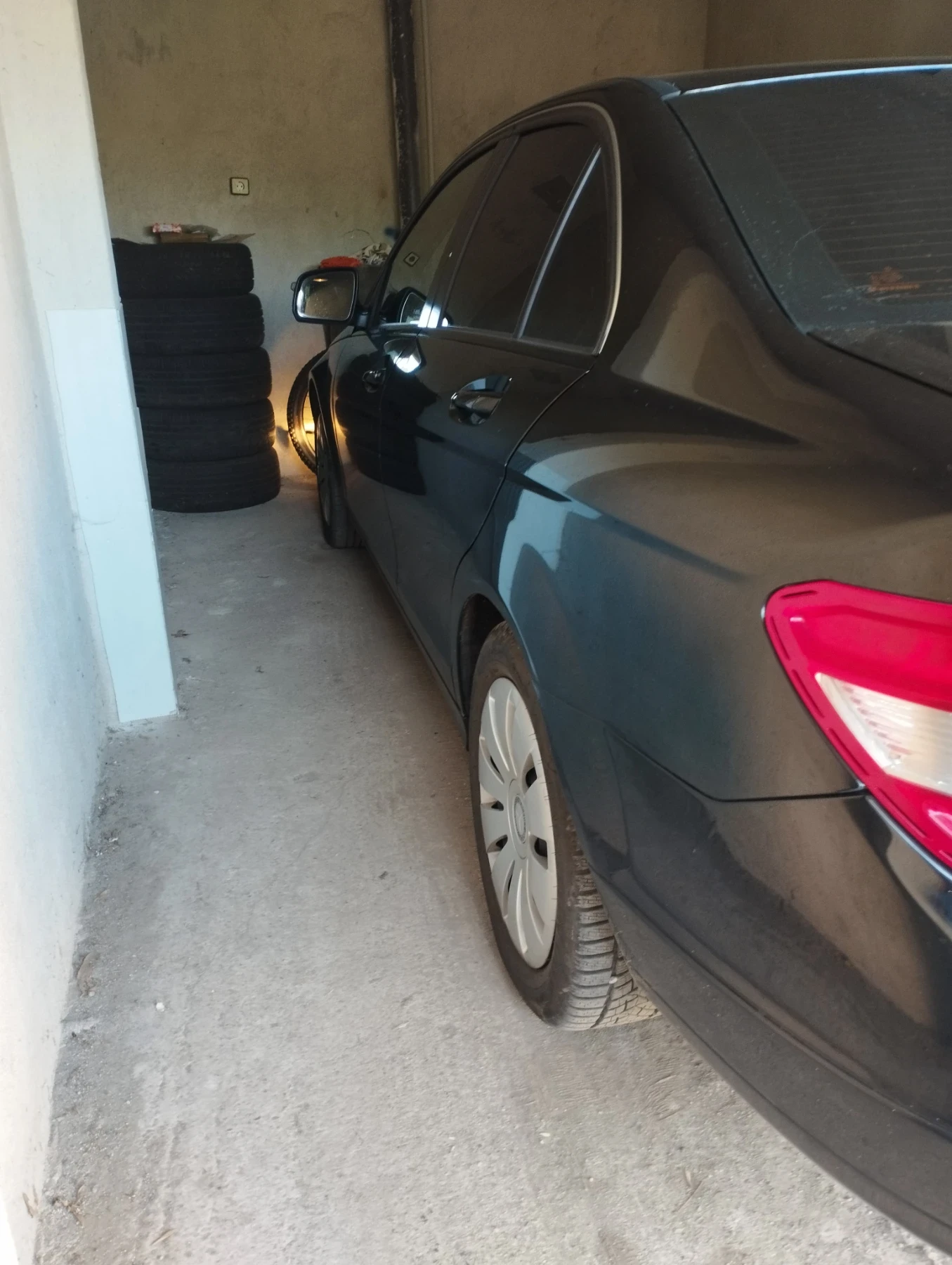 Mercedes-Benz C 180 W204, снимка 10 - Автомобили и джипове - 55129915