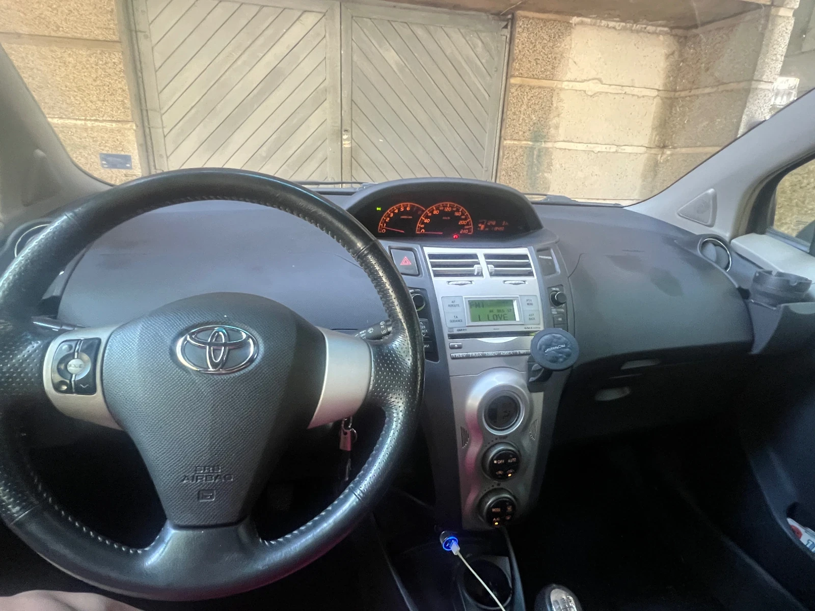 Toyota Yaris ������ | Mobile.bg � ����������� 4