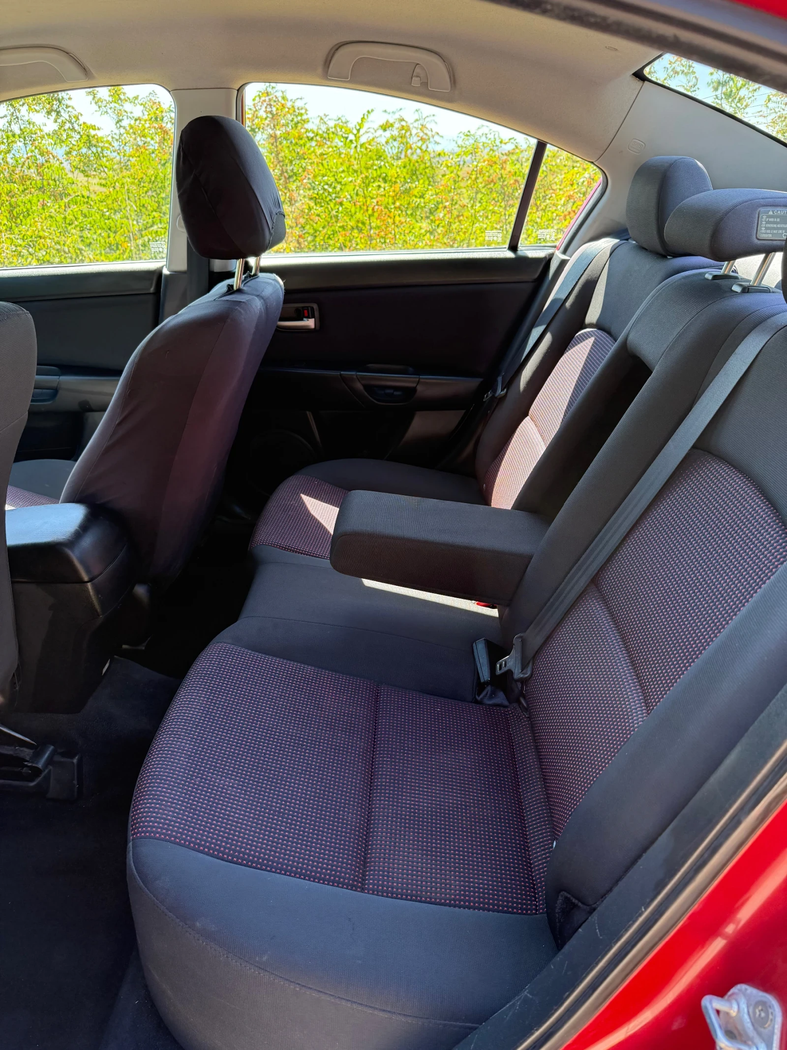 Mazda 3, снимка 8 - Автомобили и джипове - 55771814