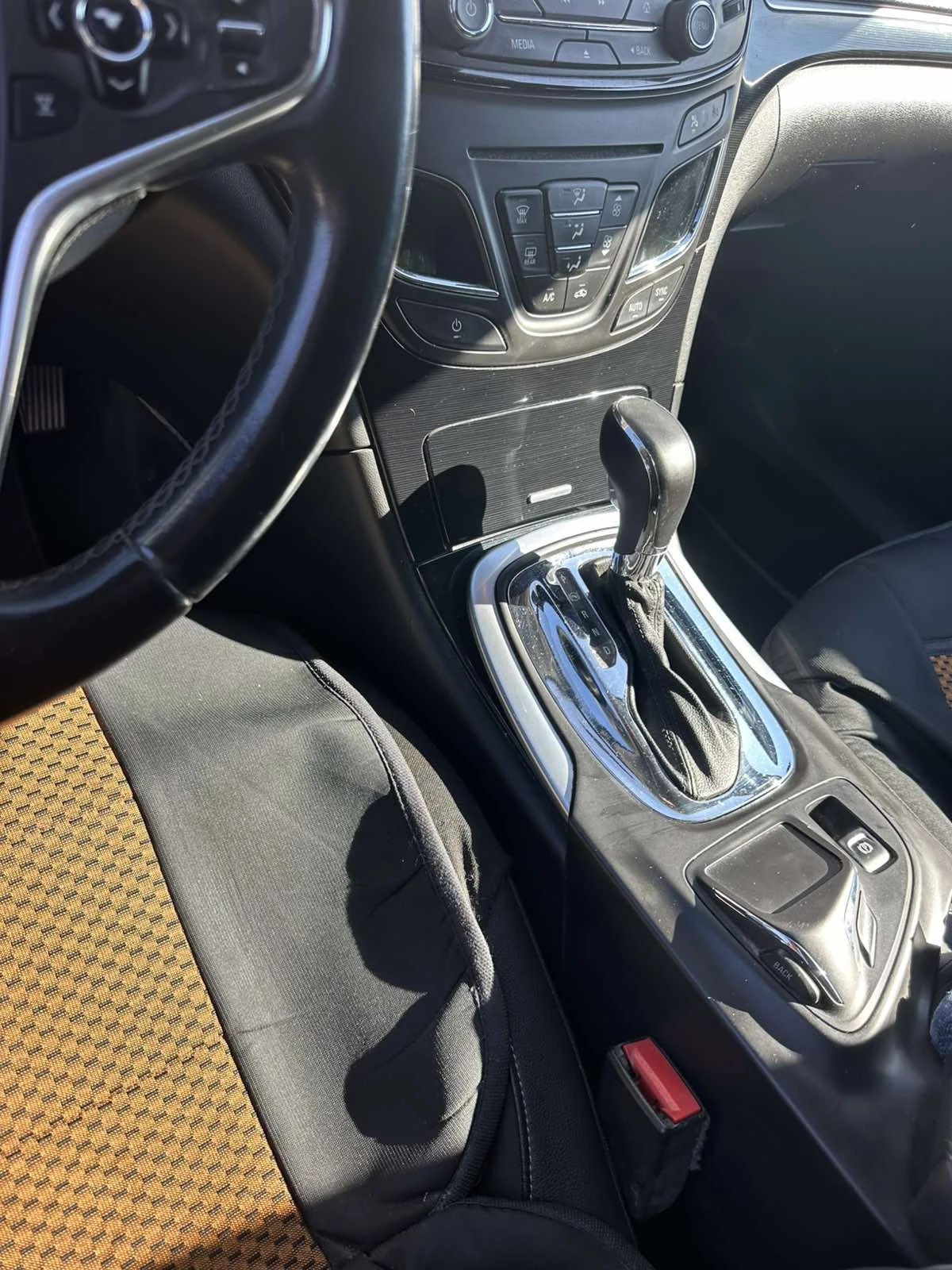 Opel Insignia, снимка 4 - Автомобили и джипове - 56216665