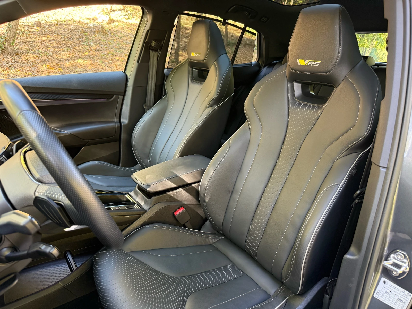 Skoda Enyaq VRS* 4X4* 4500��* COUPE* PANO* CAM360* FULL | Mobile.bg � ����������� 9