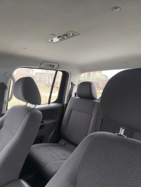 VW Amarok 2.0 - 12820 € / 25073.74 лв. - 17223748 5