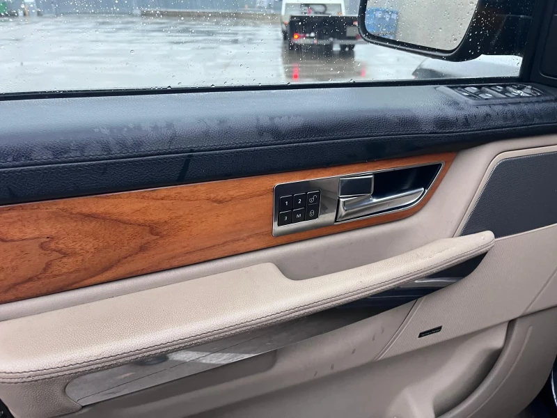 Land Rover Range Rover Sport 3.0 Diesel 2012 , снимка 9 - Автомобили и джипове - 52537070