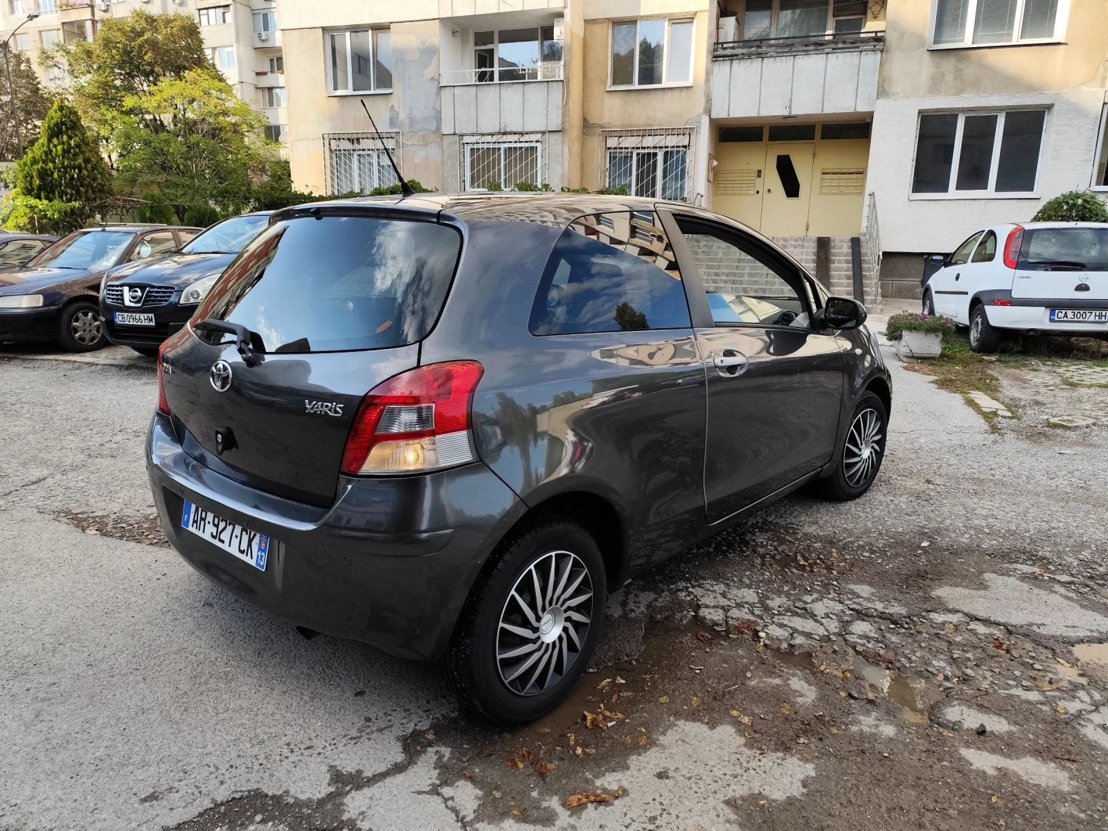 Toyota Yaris 1.33i АВТОМАТИК, face - изображение 10