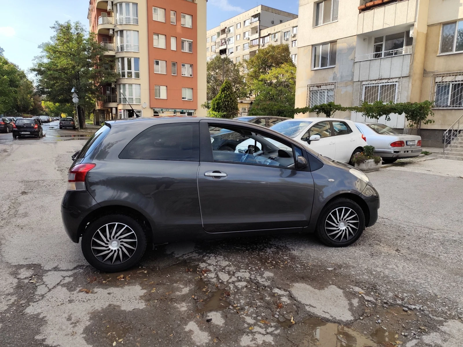 Toyota Yaris 1.33i АВТОМАТИК, face - изображение 8