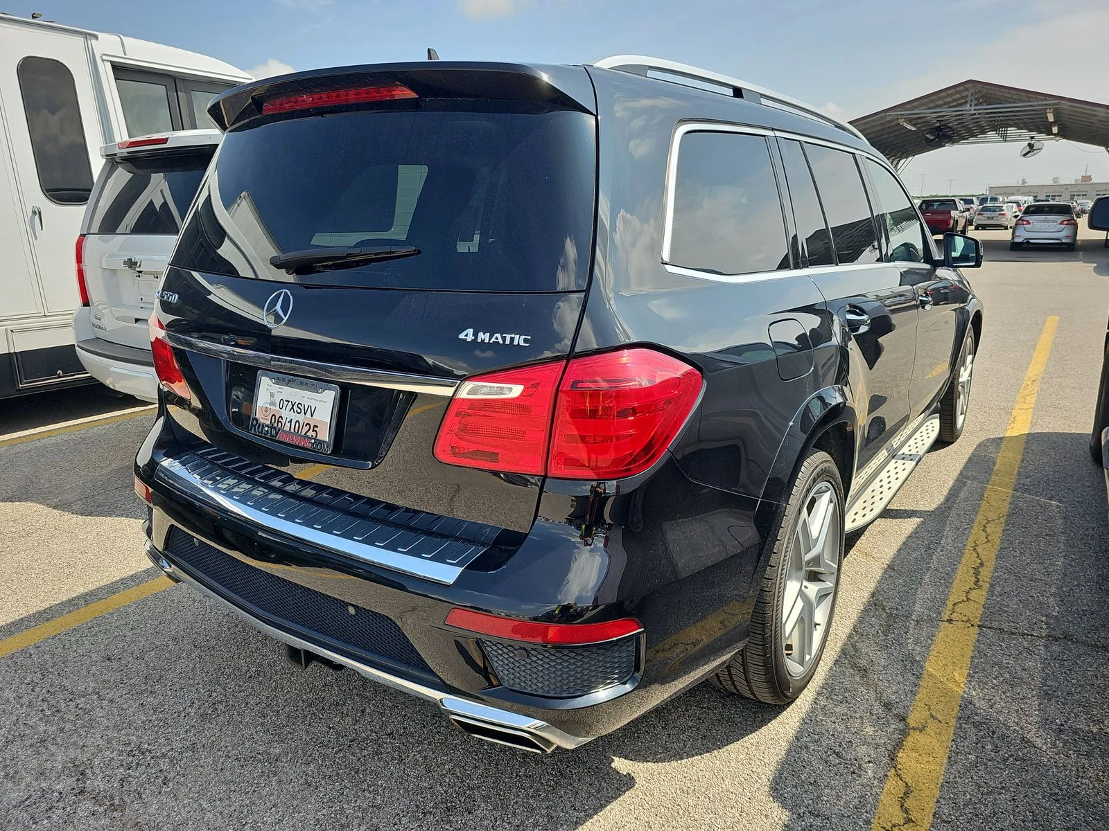 Mercedes-Benz GL 500 AMG* 7МЕСТА* МАСАЖ* ДИСТРОНИК* ОБДУХ* HARMAN* ТВ*  - изображение 5