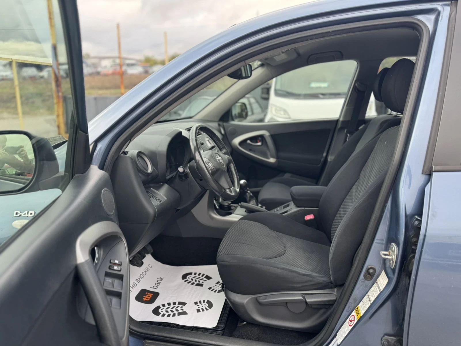 Toyota Rav4 2.2D-4D  - изображение 8