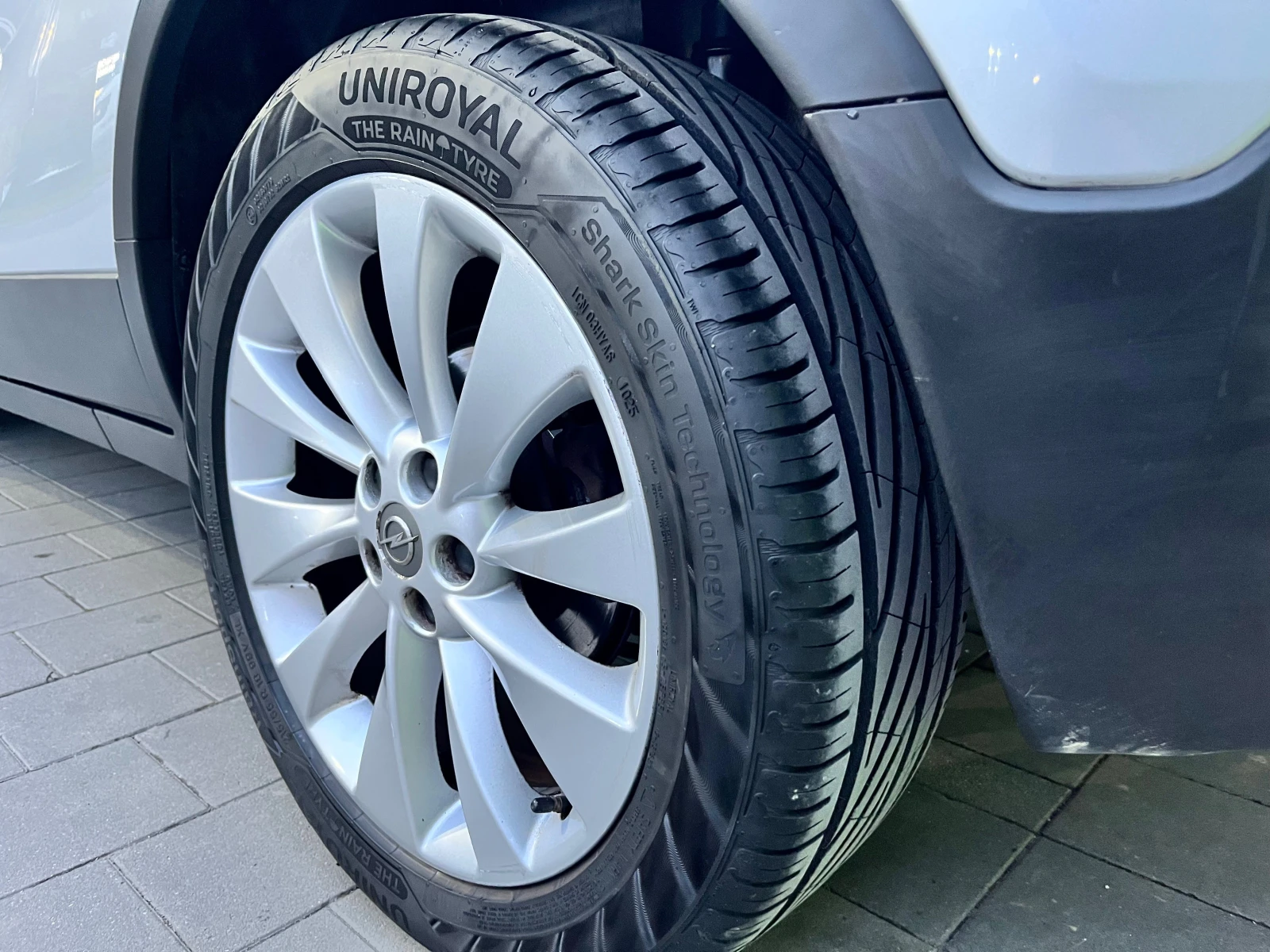 Opel Mokka 1.4 Турбо Бензин-Газ!!!, снимка 16 - Автомобили и джипове - 54012069