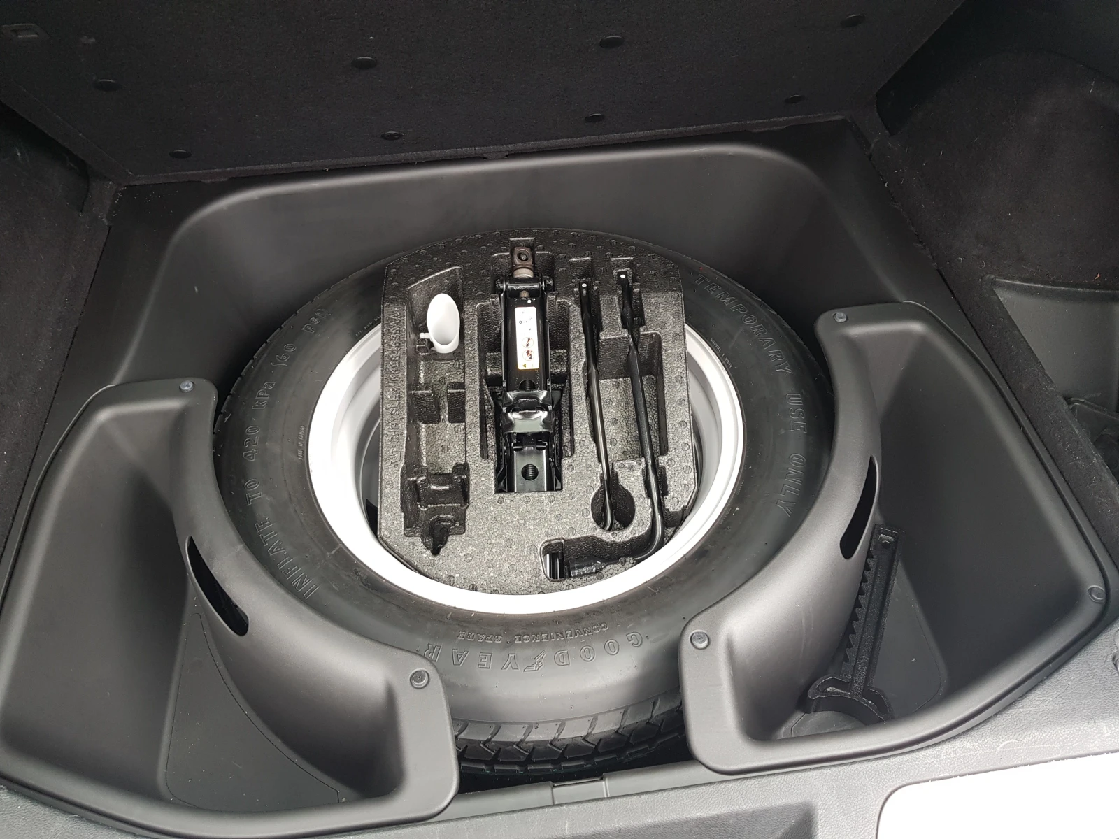 Jeep Grand cherokee, снимка 12 - Автомобили и джипове - 54016651