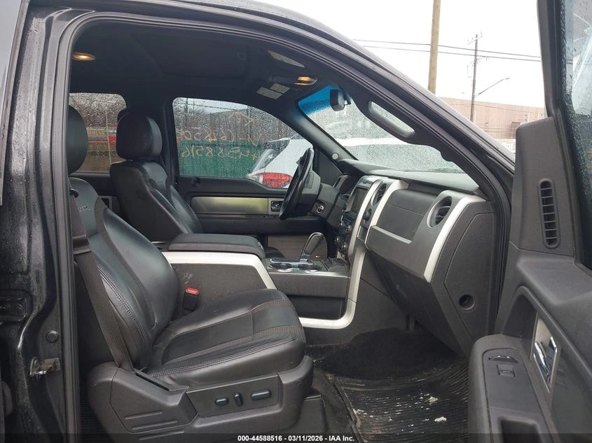 Ford F150 SVT RAPTOR С РЕГИСТРАЦИЯ & АВТО КРЕДИТ , снимка 10 - Автомобили и джипове - 54040939