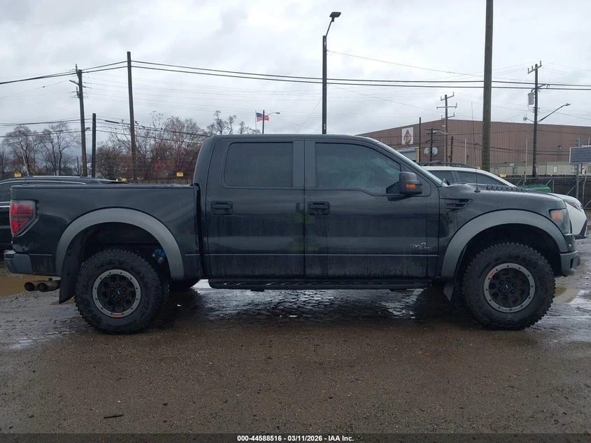 Ford F150 SVT RAPTOR С РЕГИСТРАЦИЯ & АВТО КРЕДИТ , снимка 7 - Автомобили и джипове - 54040939