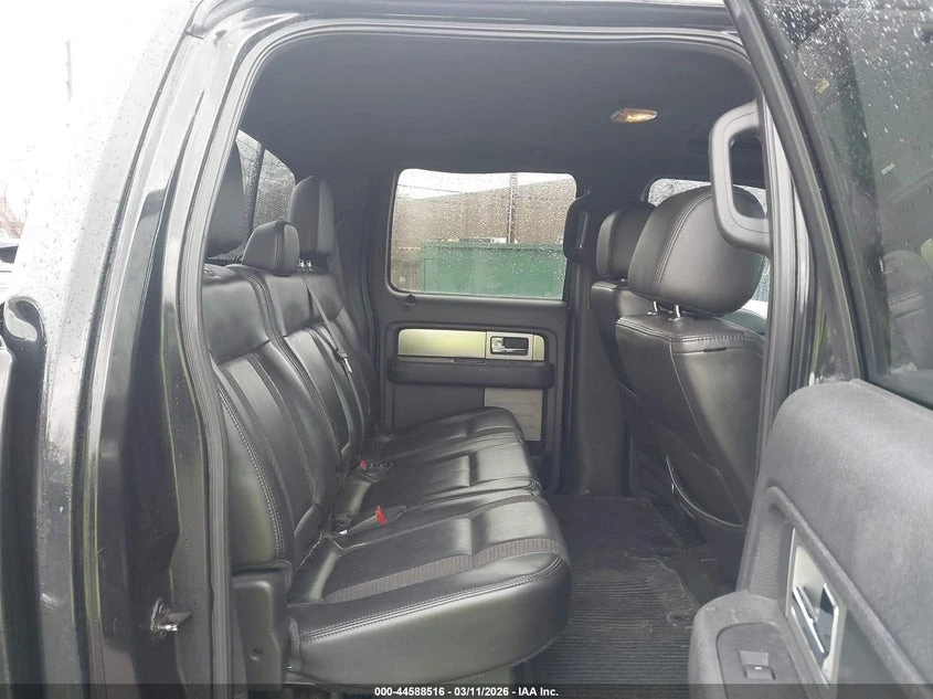 Ford F150 SVT RAPTOR С РЕГИСТРАЦИЯ & АВТО КРЕДИТ , снимка 13 - Автомобили и джипове - 54040939