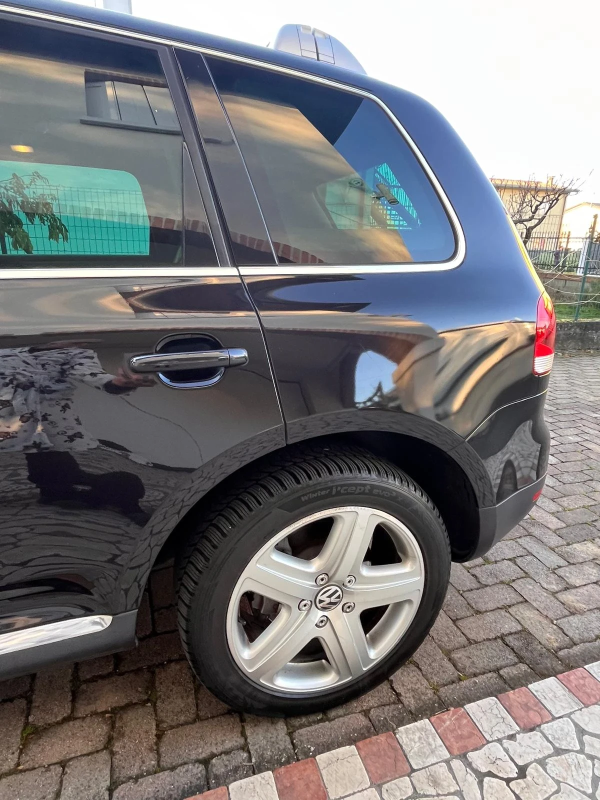 VW Touareg, снимка 2 - Автомобили и джипове - 54757594