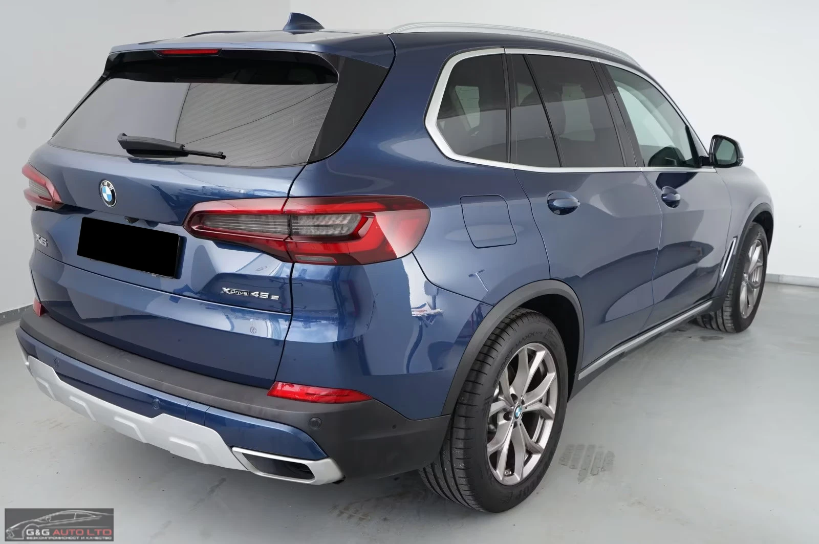 BMW X5 xDrive45ie/394HP/H&K/360/HUD/MEMO/LED/376q, снимка 3 - Автомобили и джипове - 54789976