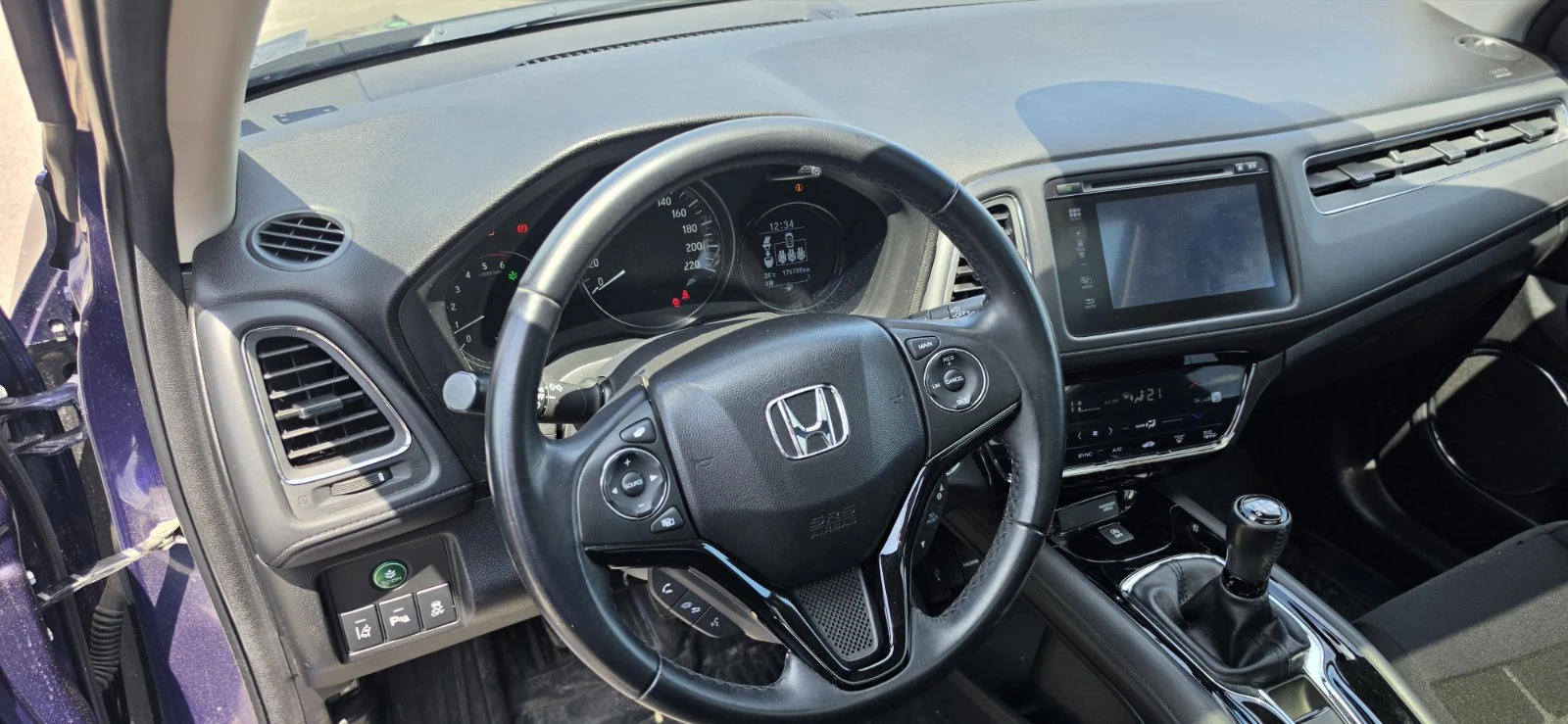 Honda Hr-v, снимка 6 - Автомобили и джипове - 54799698