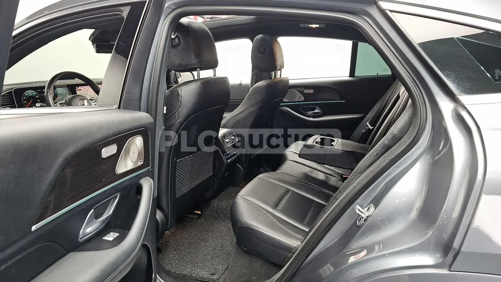 Mercedes-Benz GLE 400 ОБДУХВАНЕ * ДИСТРОНИК * HEAD-UP * BURMESTER * , снимка 11 - Автомобили и джипове - 54999332