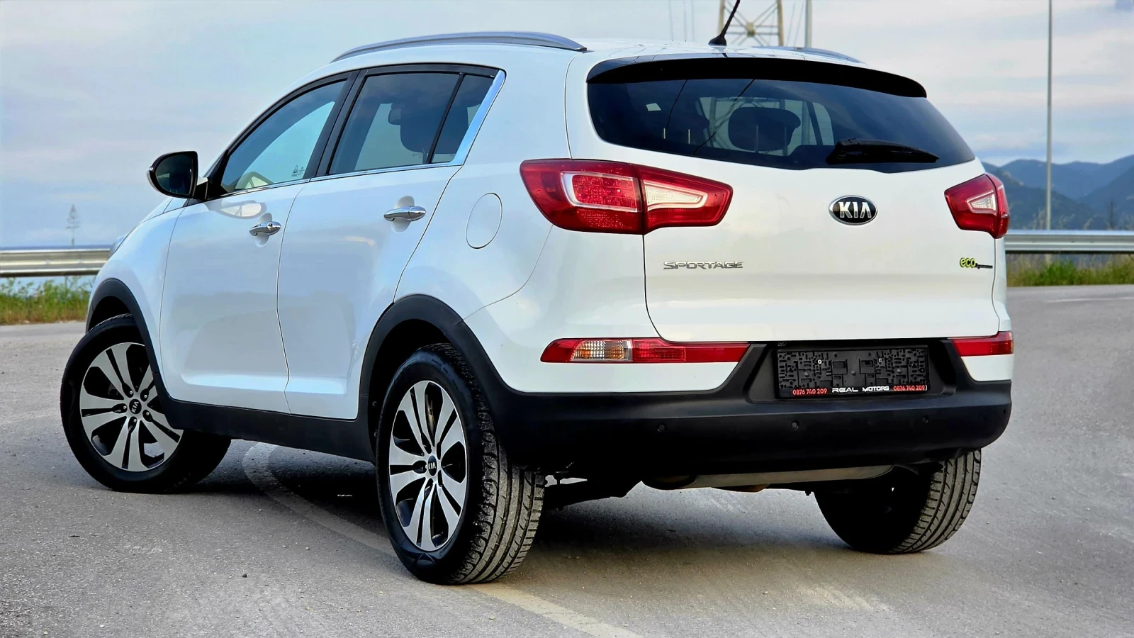 Kia Sportage 1.7 CRDI PLUS 2WD, снимка 6 - Автомобили и джипове - 55077102