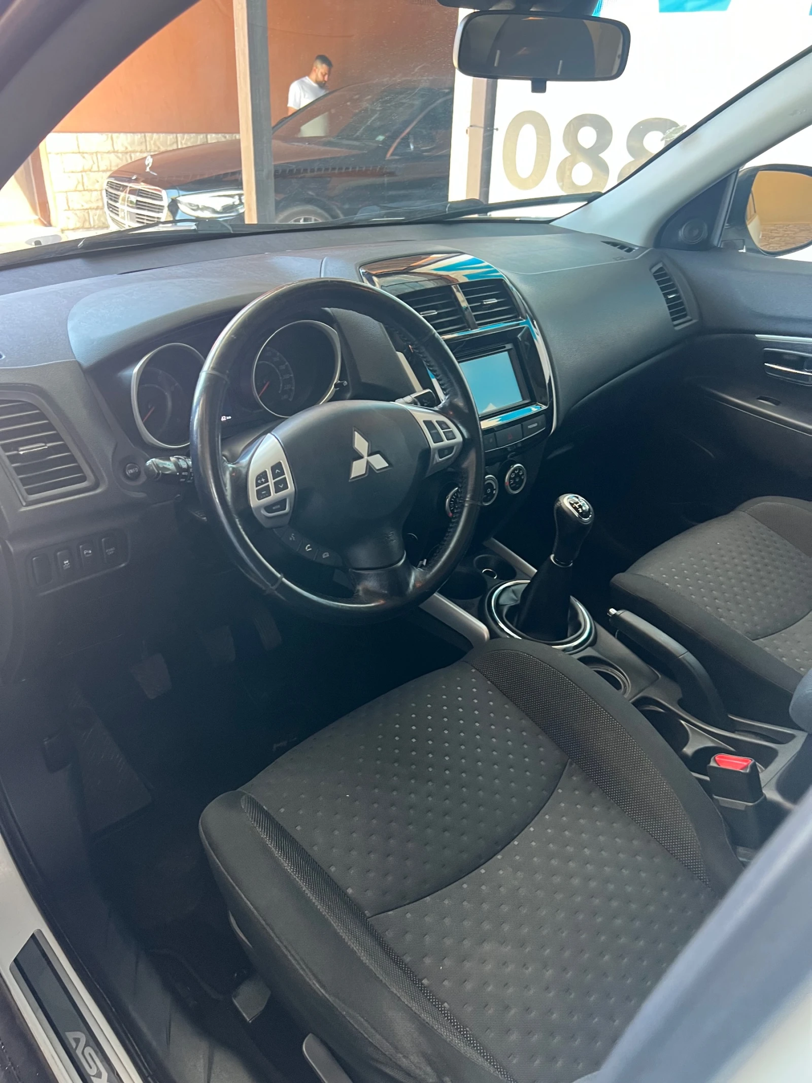 Mitsubishi ASX, снимка 7 - Автомобили и джипове - 55613031