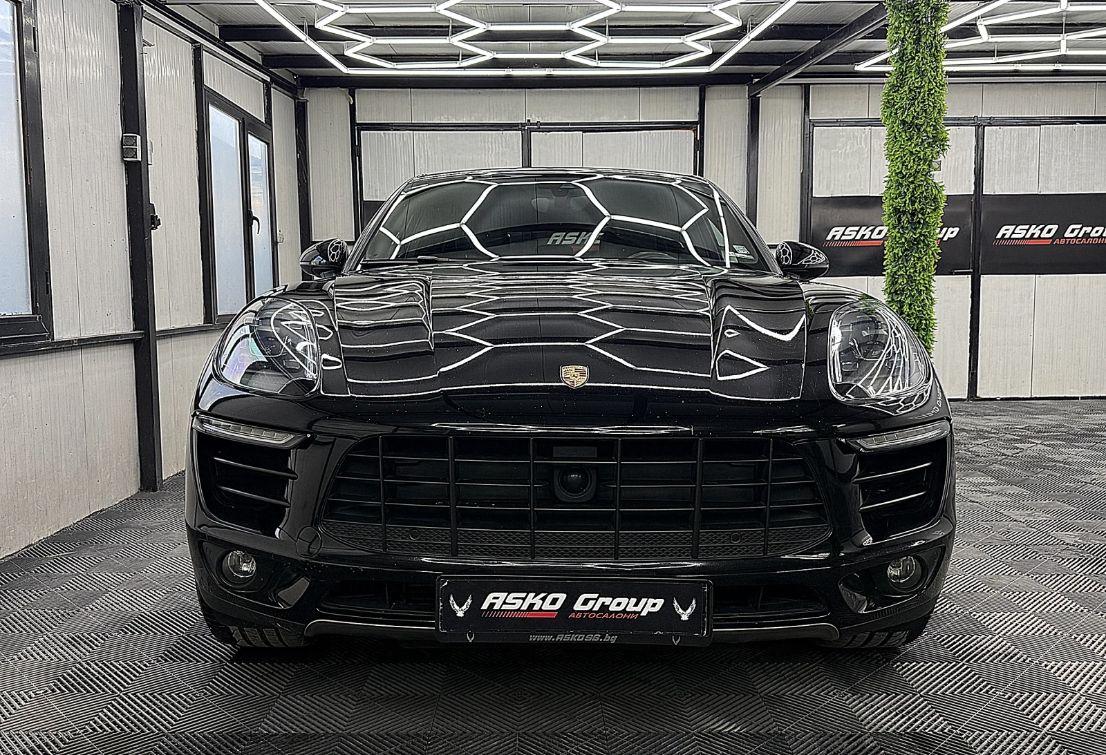 Porsche Macan S/PANORAMA/ПОДГРЕВ ОБДУХВАНЕ/FULLL/СОБСТВЕН ЛИЗИНГ, снимка 2 - Автомобили и джипове - 55991887