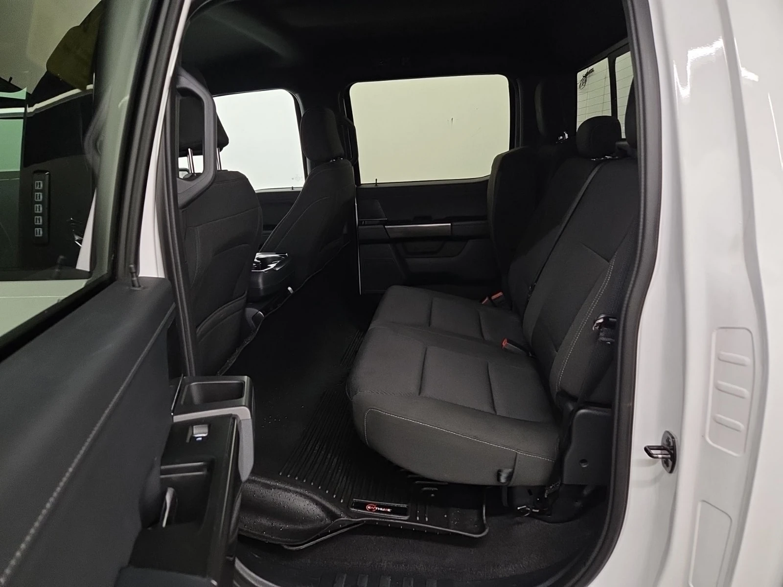 Ford F150 XLT CREW CAB STD BED| CARFAX| ОПЦИЯ ЗА ФИНАНСИРАНЕ, снимка 12 - Автомобили и джипове - 56079800