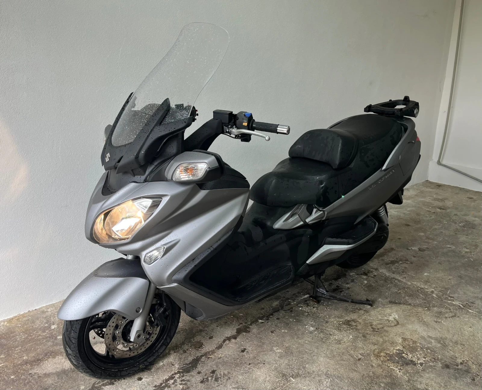 Suzuki Burgman 650i ABS Executive - изображение 3