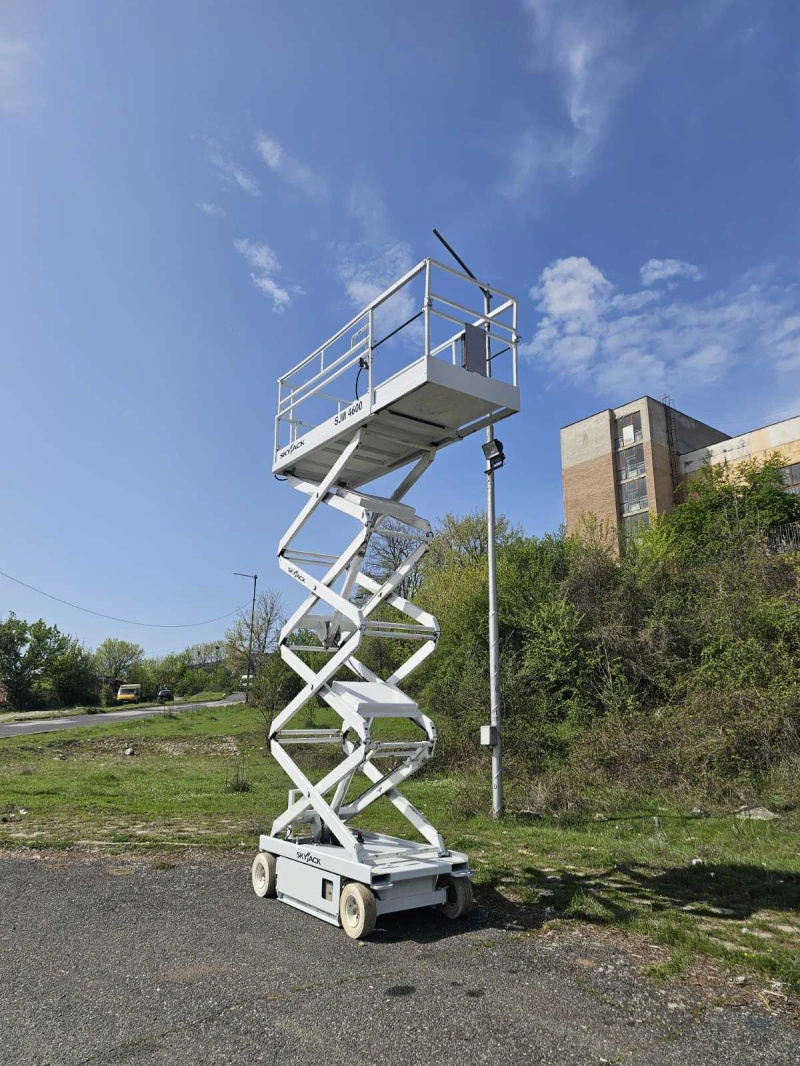 Автовишка Друга марка SKYJACK SJ 4600E, снимка 7 - Индустриална техника - 49931587