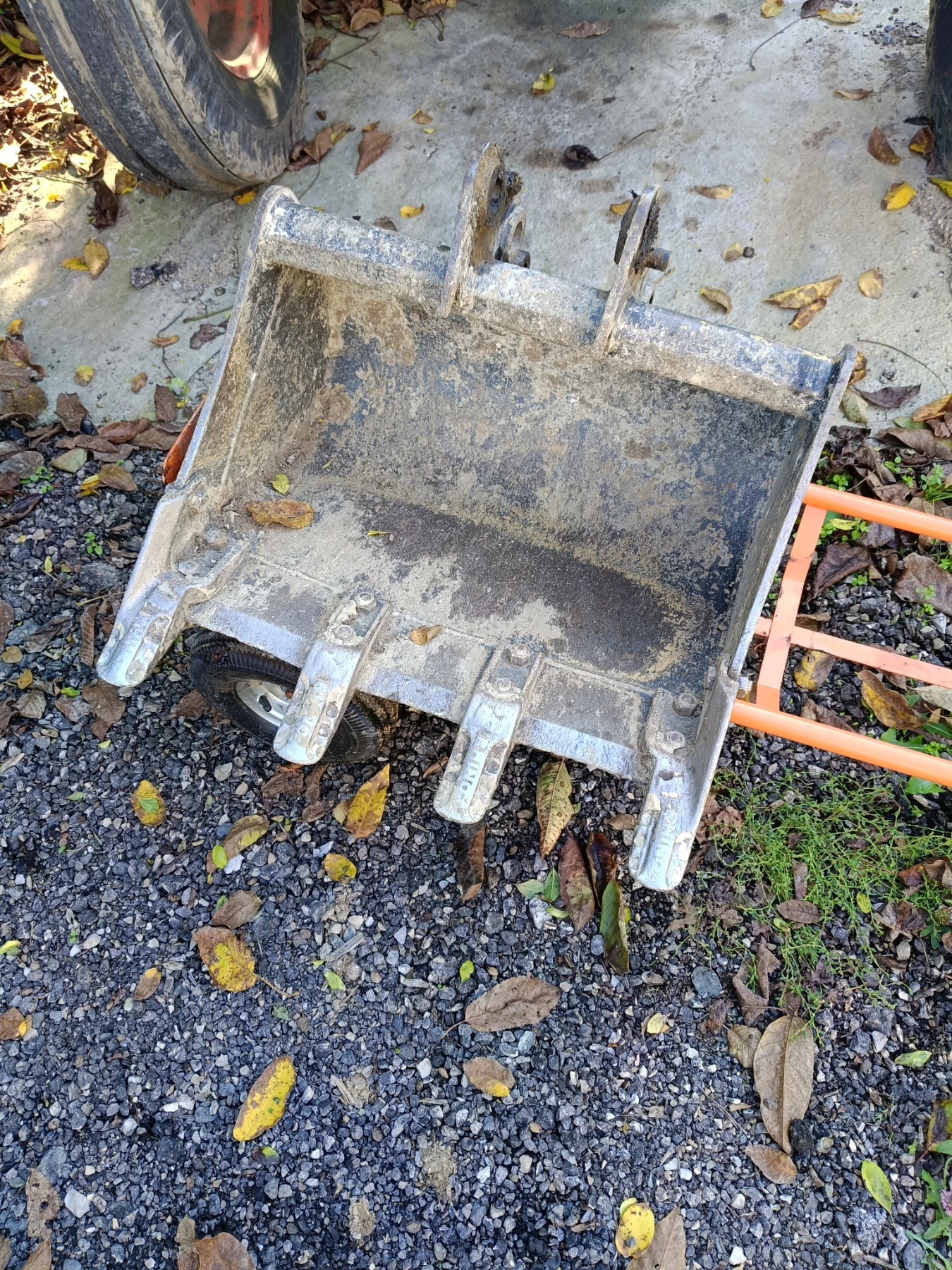 Багер Komatsu PC 10-6, снимка 6 - Индустриална техника - 55542235