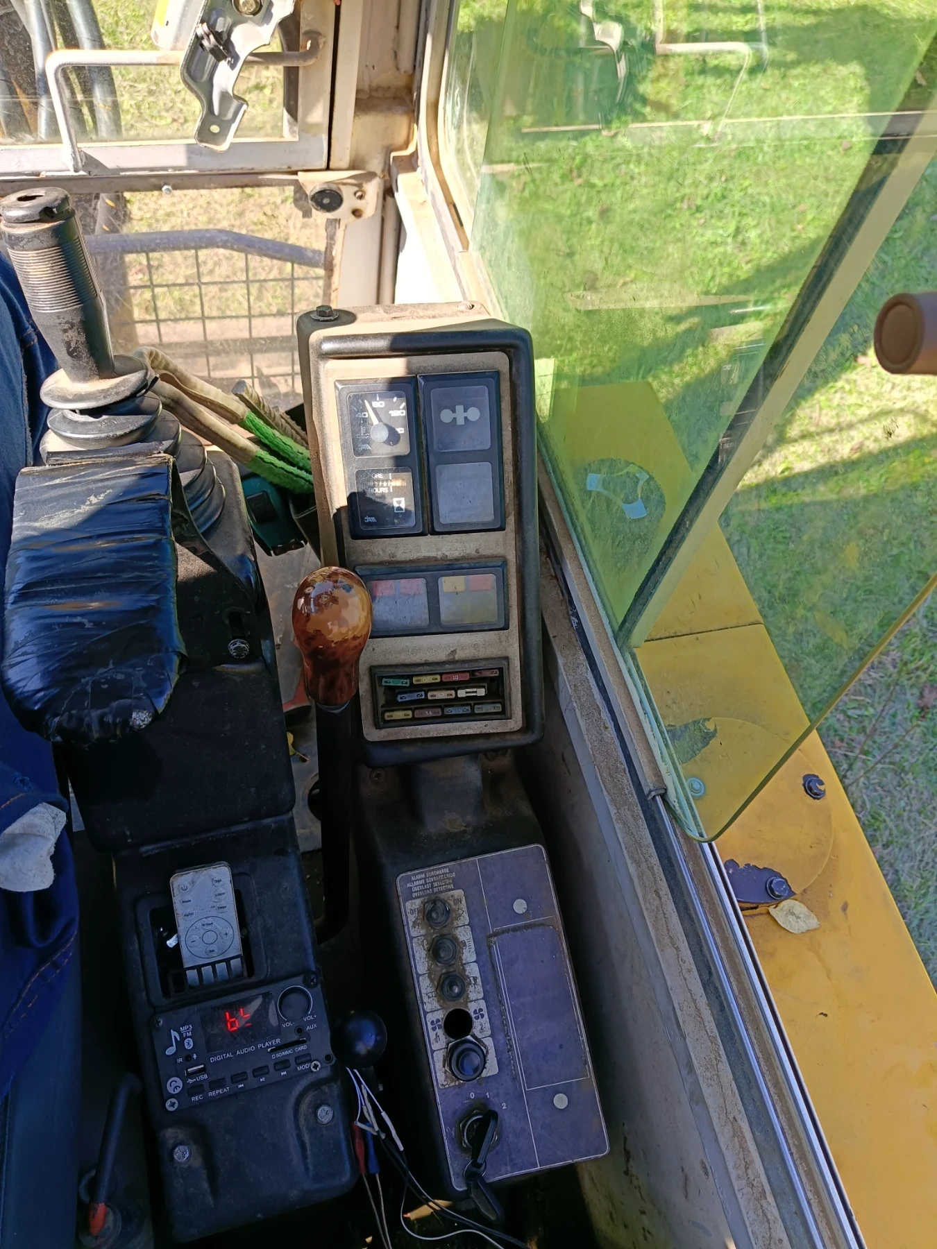 Багер Komatsu PC 10-6, снимка 4 - Индустриална техника - 55542235