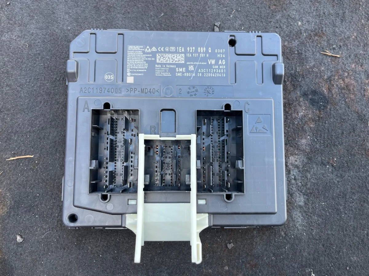 Комфорт Модул за AUDI Q4 FZ E-TRON 1ea937089q-516