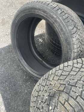 Гуми Зимни 285/40R20, снимка 1