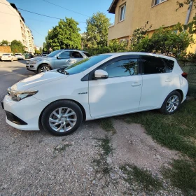 Toyota Auris, снимка 2