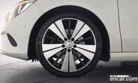 Mercedes-Benz CLA CLA250 4MATIC, снимка 4