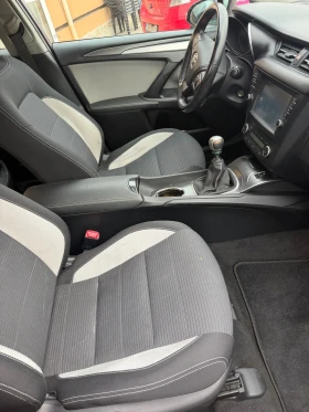 Toyota Avensis 2.0 D-4D, снимка 10