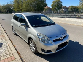 Toyota Corolla verso 1.8 газ, снимка 1