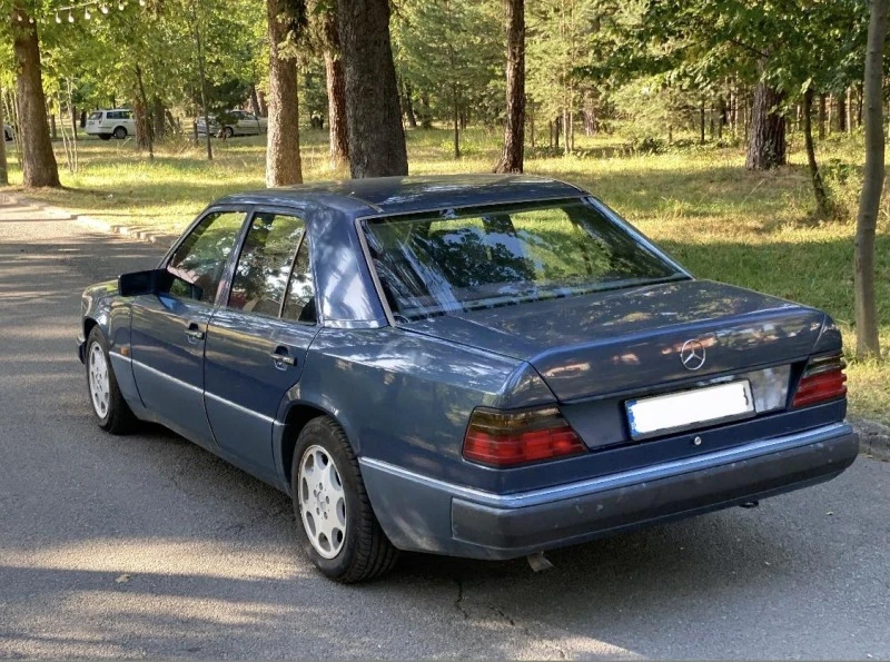 Mercedes-Benz 124, снимка 3 - Автомобили и джипове - 46968696