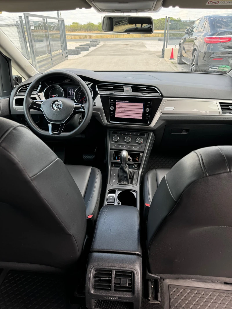 VW Touran 2.0TDI DSG, снимка 9 - Автомобили и джипове - 46705848