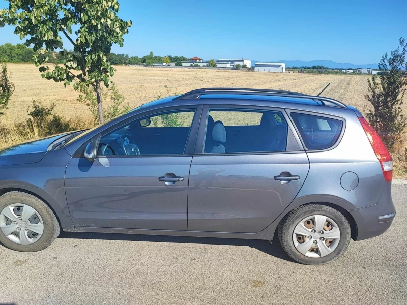 Hyundai I30 CW, снимка 6 - Автомобили и джипове - 47185788