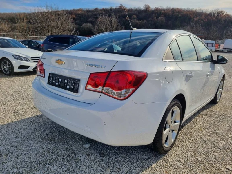 Chevrolet Cruze 1.8 16V AUTO SWISS NAVI, снимка 6 - Автомобили и джипове - 47270659