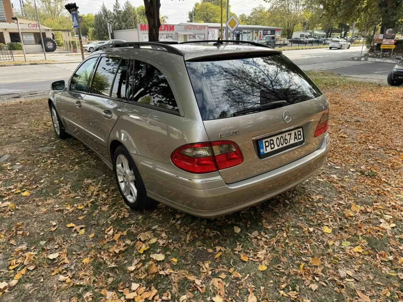 Mercedes-Benz E 320 AVANTGARDE 7G TRONIC 224HP, снимка 3 - Автомобили и джипове - 47616142