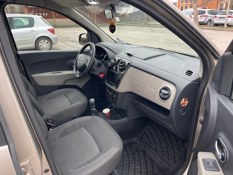 Dacia Lodgy 1.5DCI 110ps 7м, снимка 9 - Автомобили и джипове - 49344430