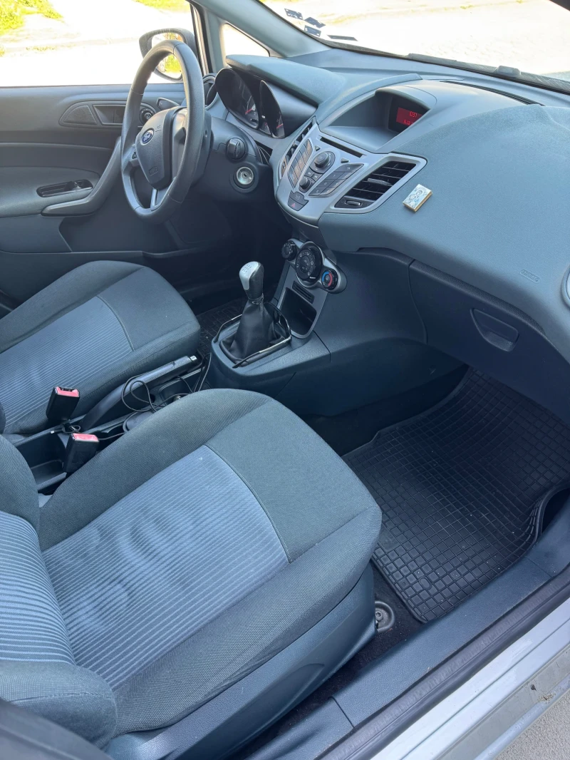 Ford Fiesta 1, 3, снимка 4 - Автомобили и джипове - 52286535