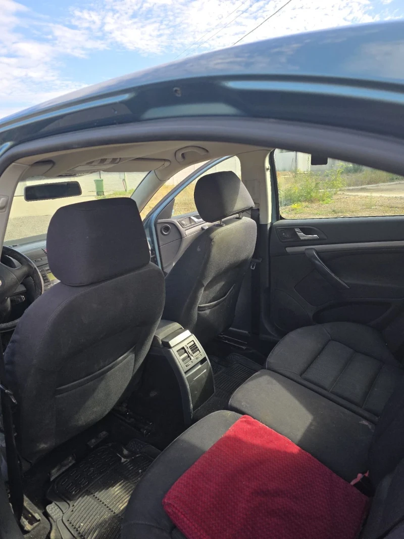 Skoda Octavia, снимка 10 - Автомобили и джипове - 52677172