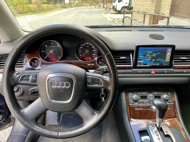 Audi A8 3.0 , снимка 6 - Автомобили и джипове - 52107862