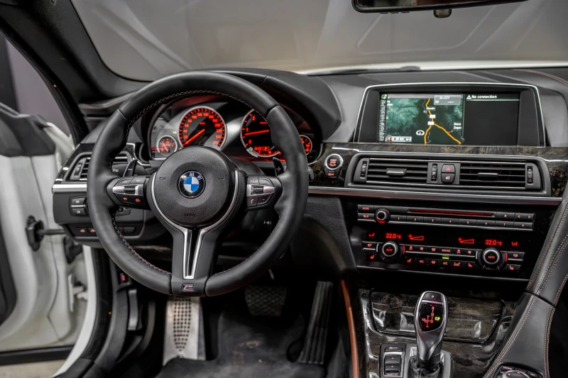 BMW 640 XD / M-PERFORMANCE /HUD /DISTR /ADAPTIVE LED /, снимка 9 - Автомобили и джипове - 52367447