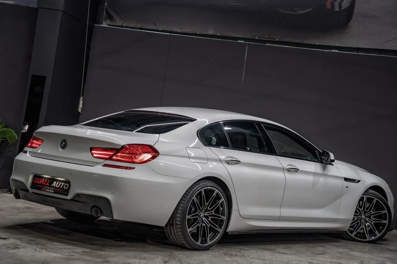BMW 640 XD / M-PERFORMANCE /HUD /DISTR /ADAPTIVE LED /, снимка 4 - Автомобили и джипове - 52367447