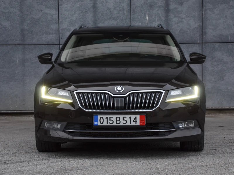 Skoda Superb 2.0TDI 190HP LAURIN&KLEMENT 4X4, снимка 2 - Автомобили и джипове - 52410280