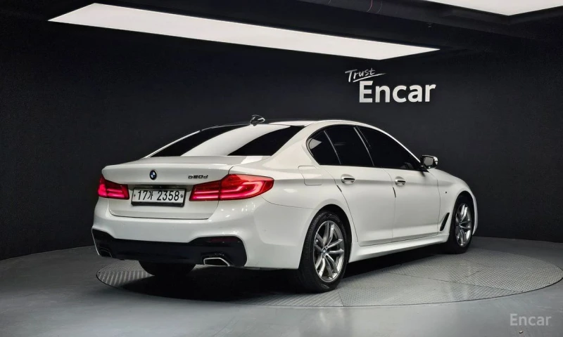 BMW 520, снимка 2 - Автомобили и джипове - 52807845