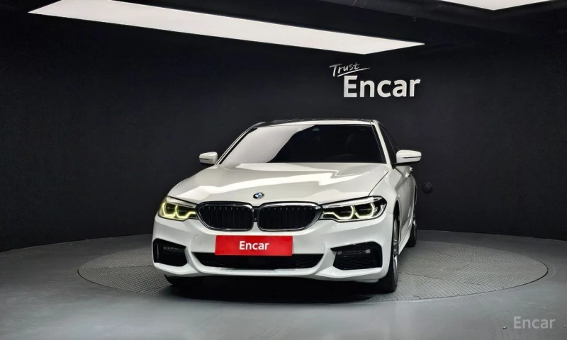 BMW 520, снимка 3 - Автомобили и джипове - 52807845