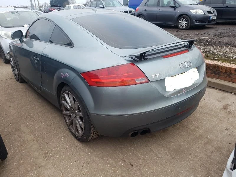 Audi Tt 1.8 TFSI 6 скорости - изображение 4