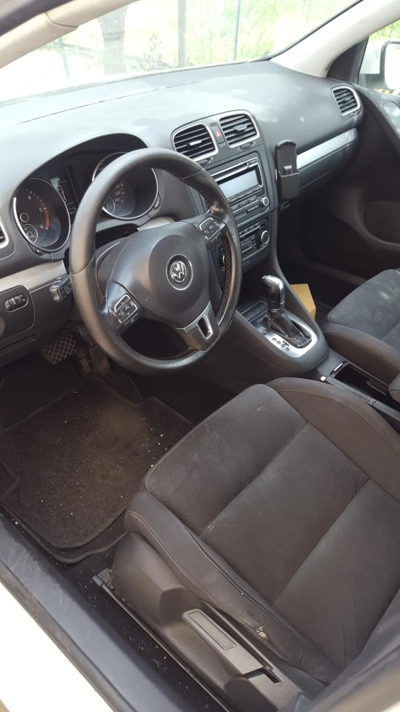 VW Golf 1.6, снимка 3 - Автомобили и джипове - 36695491